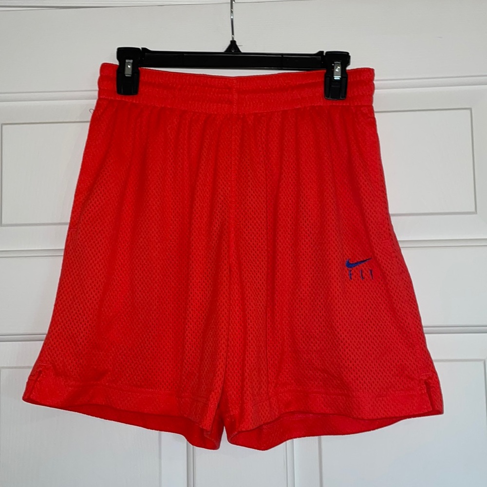 Women’s Nike FLY Neon Basketball Shorts Size Medium